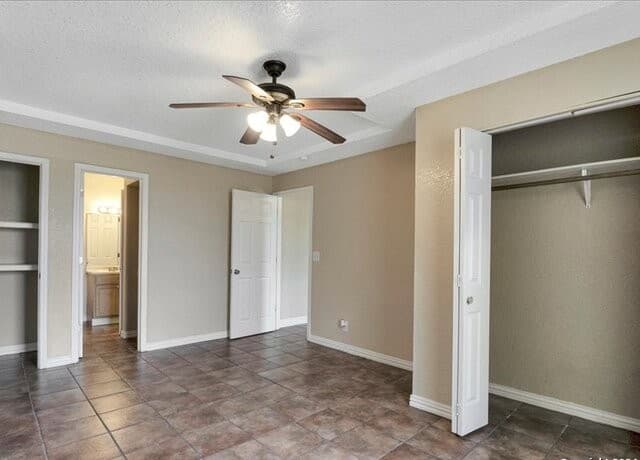 1-bedroom rental at 5846 Elm Valley Dr Unit 1 in San Antonio, TX — photo 4