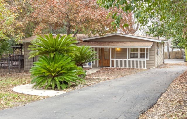 3-bedroom rental at 4750 View Dr in San Antonio TX