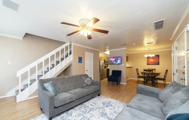 2-bedroom rental at 4107 Medical Dr Unit 6208 in San Antonio, TX — photo 3