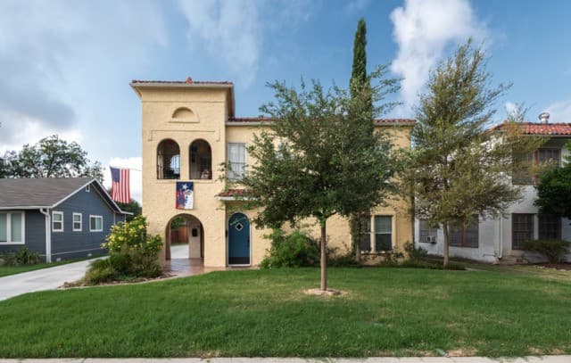 2-bedroom rental at 1630 W Mulberry Ave in San Antonio TX