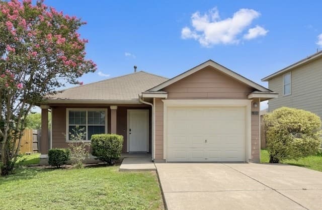 3-bedroom rental at 6926 Opal Clfs in Converse TX