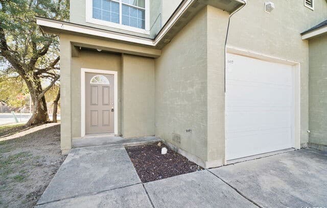 3-bedroom rental at 6410 Summit Oak Unit 4 in San Antonio TX