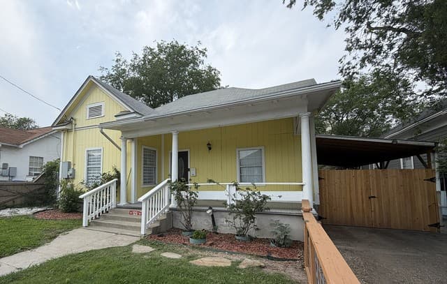 3-bedroom rental at 123 Park Ct in San Antonio, TX — photo 4