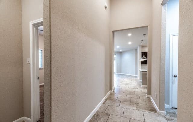 3-bedroom rental at 8205 Limerick Fls in San Antonio, TX — photo 5