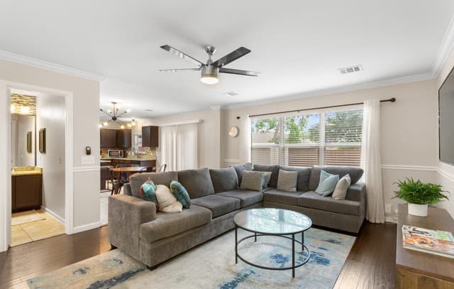 3-bedroom rental at 13223 Regency in San Antonio, TX — photo 4