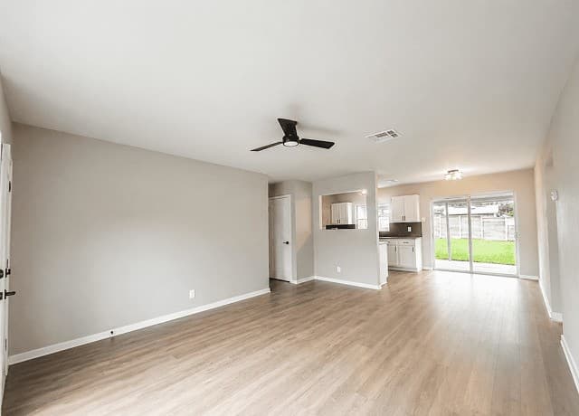 4-bedroom rental at 9006 Bowline in San Antonio, TX — photo 5