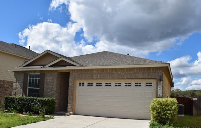 3-bedroom rental at 23115 Cardigan Chase in San Antonio TX