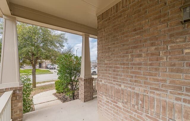 4-bedroom rental at 13803 Laramie Hill in Live Oak, TX — photo 3