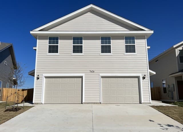 3-bedroom rental at 7626 Agave Bnd Unit 101 in San Antonio, TX — photo 2