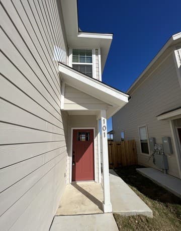 3-bedroom rental at 7626 Agave Bnd Unit 101 in San Antonio, TX — photo 3