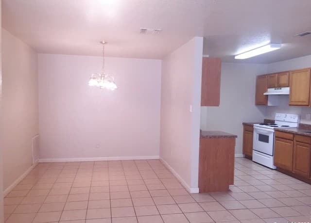 3-bedroom rental at 13025 Oconnor Cv in San Antonio, TX — photo 5