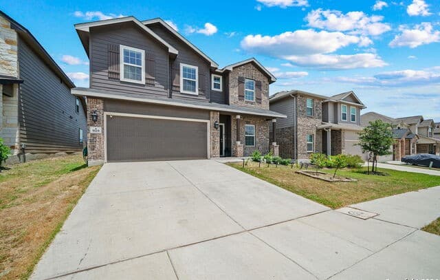 4-bedroom rental at 9119 Portobello Way in Converse, TX — photo 2