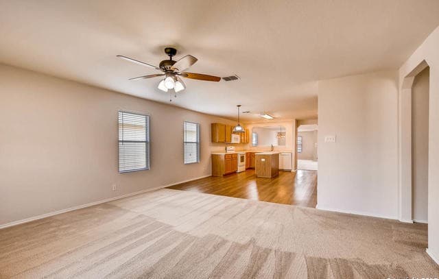 3-bedroom rental at 3827 Ponderosa Bnd in San Antonio, TX — photo 5