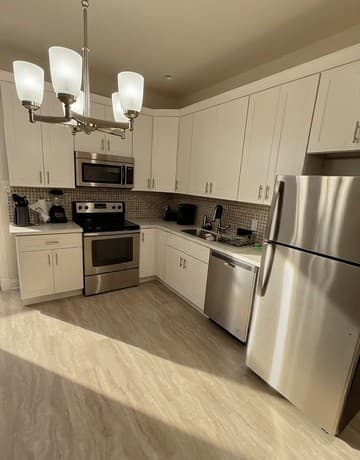 3-bedroom rental at 7711 Broadway Unit 4B in San Antonio, TX — photo 3
