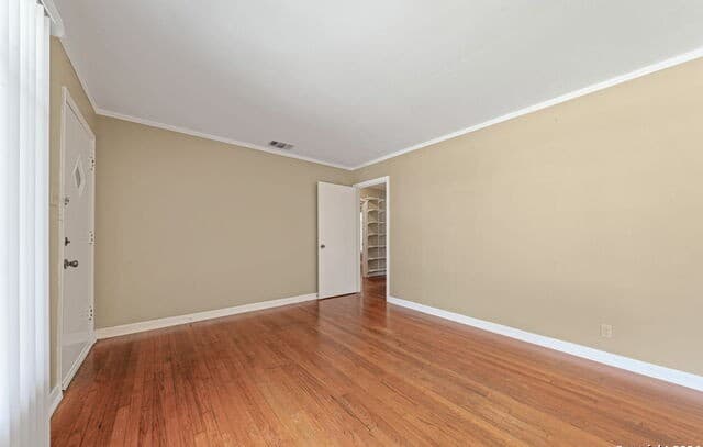 3-bedroom rental at 314 Barbara Dr in San Antonio, TX — photo 5