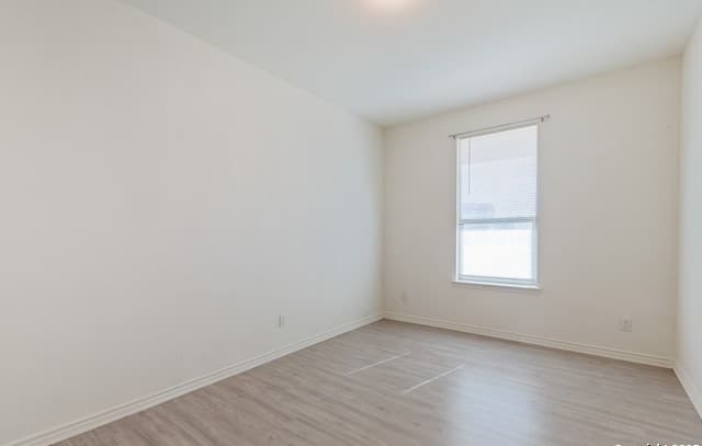 3-bedroom rental at 5147 Papalote Gdn in Converse, TX — photo 3