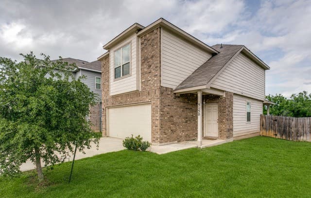 3-bedroom rental at 5158 Sandstone Way in San Antonio TX