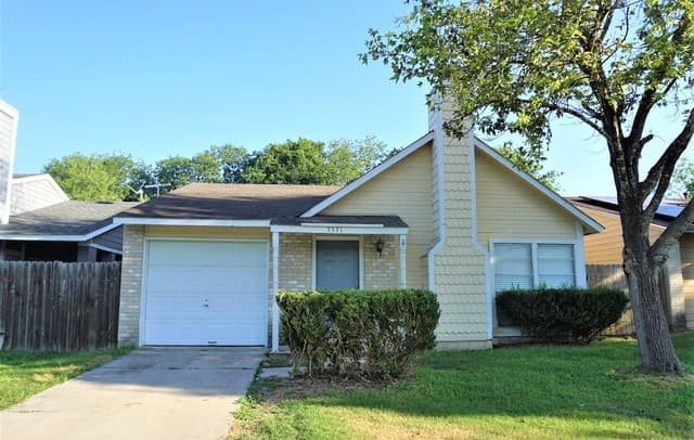 3-bedroom rental at 5531 Rangeland in San Antonio TX