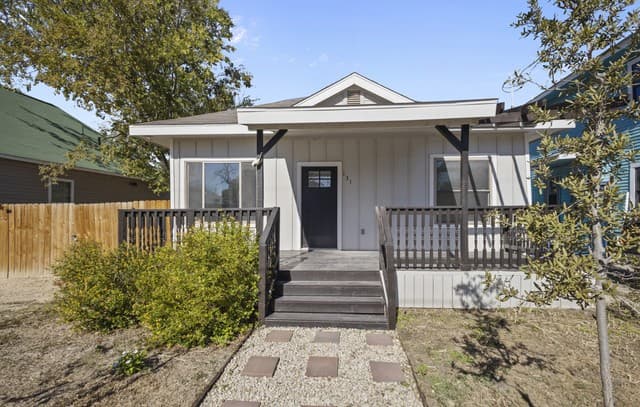 3-bedroom rental at 131 Chicago in San Antonio TX