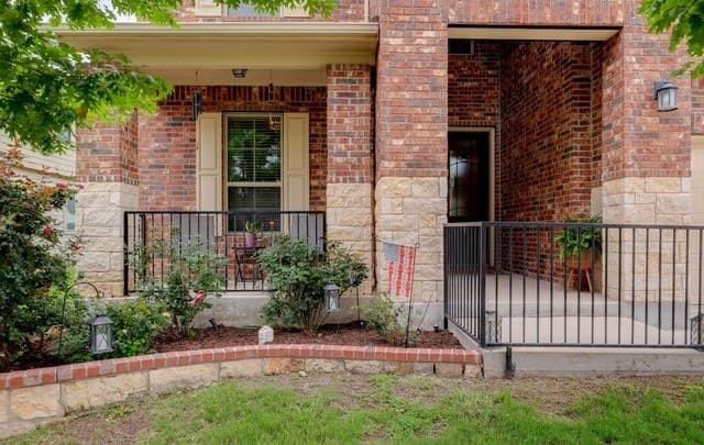4-bedroom rental at 5175 Top Ridge Ln in Schertz, TX — photo 4