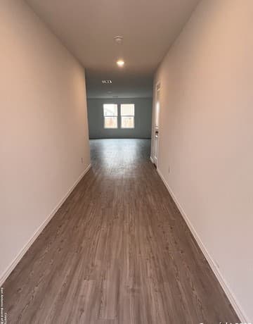 4-bedroom rental at 5466 Daphne Path in San Antonio, TX — photo 2