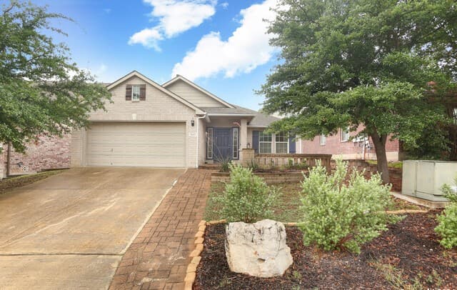 3-bedroom rental at 3623 Bennington Way in San Antonio, TX — photo 4