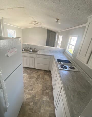 2-bedroom rental at 1311 W Hein Rd Unit 19 in San Antonio, TX — photo 5