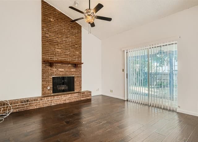 3-bedroom rental at 13806 Brays Forest in San Antonio, TX — photo 5