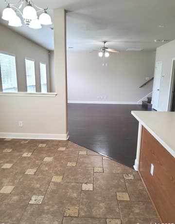4-bedroom rental at 21735 Thunder Basin in San Antonio, TX — photo 4