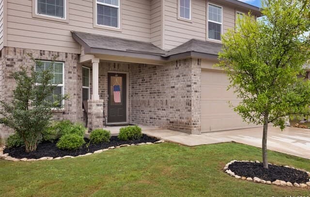 4-bedroom rental at 14722 Goldfinch Way in San Antonio, TX — photo 2