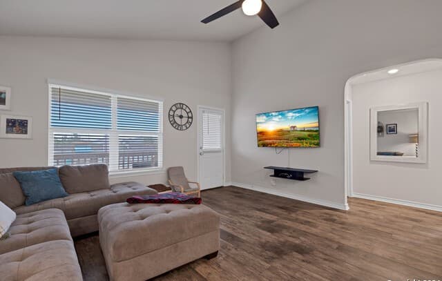 4-bedroom rental at 14722 Goldfinch Way in San Antonio, TX — photo 5