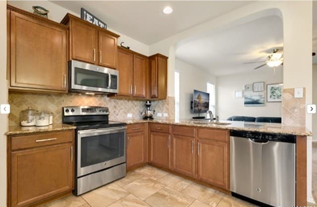 3-bedroom rental at 9022 Bowen Branch in San Antonio, TX — photo 5