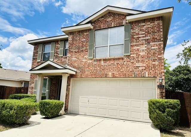 3-bedroom rental at 9538 Mustang Farm in San Antonio, TX — photo 2