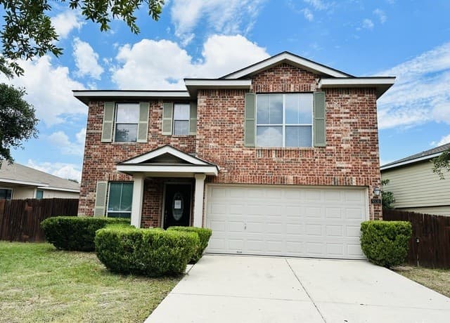 3-bedroom rental at 9538 Mustang Farm in San Antonio, TX — photo 3