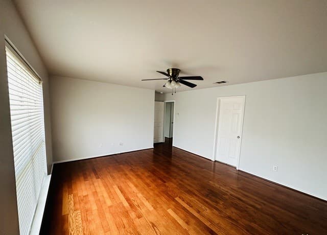 3-bedroom rental at 9538 Mustang Farm in San Antonio, TX — photo 5