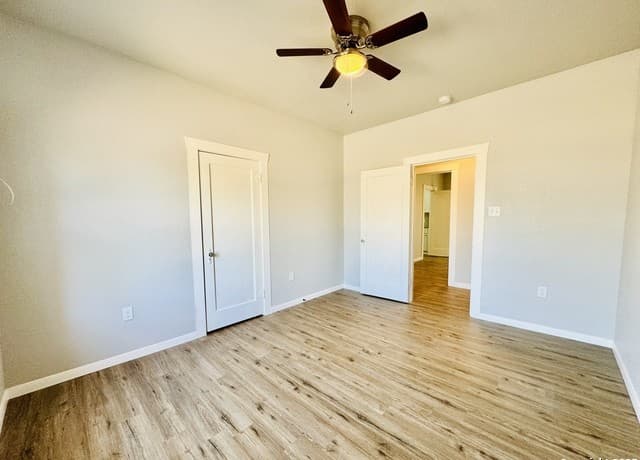 2-bedroom rental at 1602 W Craig Pl in San Antonio, TX — photo 4