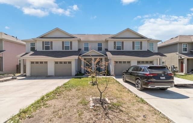 3-bedroom rental at 6314 Melanzane Avenue Unit 1 in San Antonio, TX — photo 3
