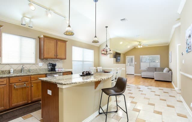 3-bedroom rental at 6014 Wood Pass in San Antonio, TX — photo 3