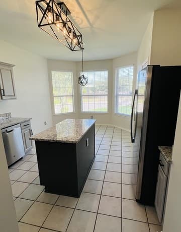 3-bedroom rental at 22622 Madison Park in San Antonio, TX — photo 3