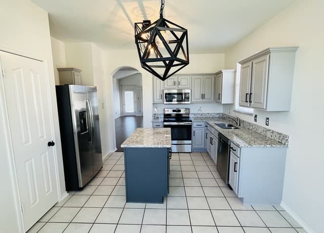 3-bedroom rental at 22622 Madison Park in San Antonio, TX — photo 4