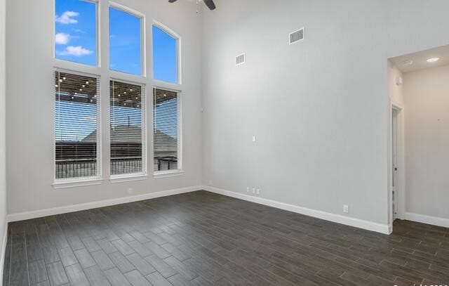 5-bedroom rental at 1823 Falstaff in San Antonio, TX — photo 4