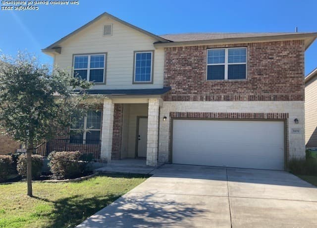 5-bedroom rental at 3109 Night Flight in San Antonio TX