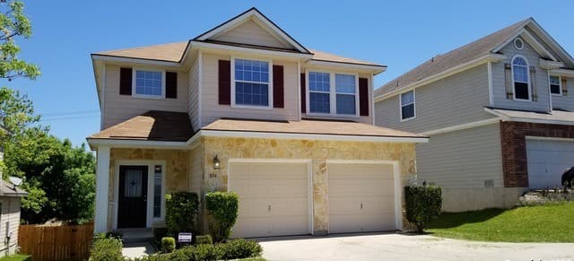 3-bedroom rental at 806 Thomas Ridge in San Antonio TX