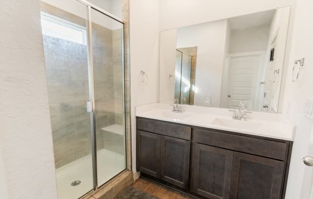 3-bedroom rental at 5922 Marble Caverns in San Antonio, TX — photo 5