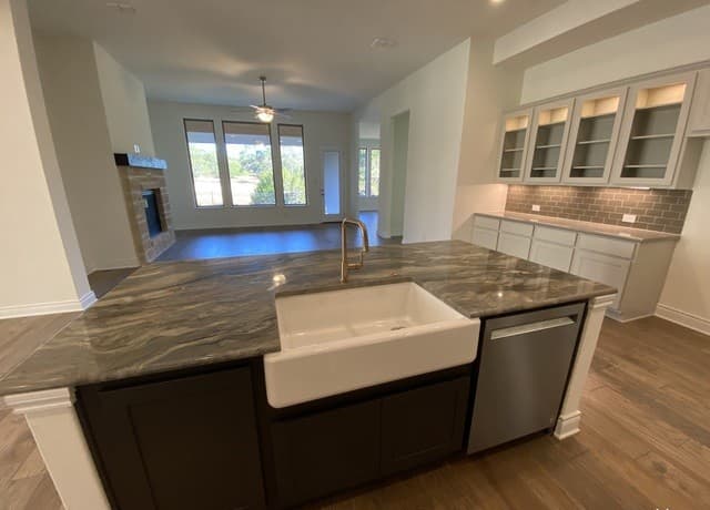 4-bedroom rental at 109 Milagro in Boerne, TX — photo 4