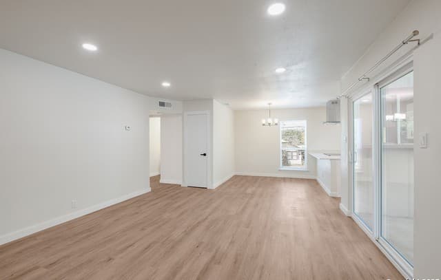 2-bedroom rental at 340 Montclair Unit 103 in Alamo Heights, TX — photo 4