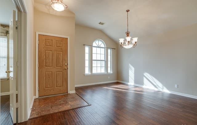 3-bedroom rental at 21102 El Suelo Bueno in San Antonio, TX — photo 3