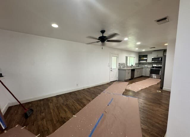 4-bedroom rental at 9602 Berryville in San Antonio TX