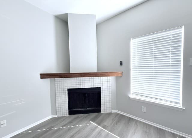 2-bedroom rental at 1807 Budding Blvd Unit 1807 in San Antonio, TX — photo 5