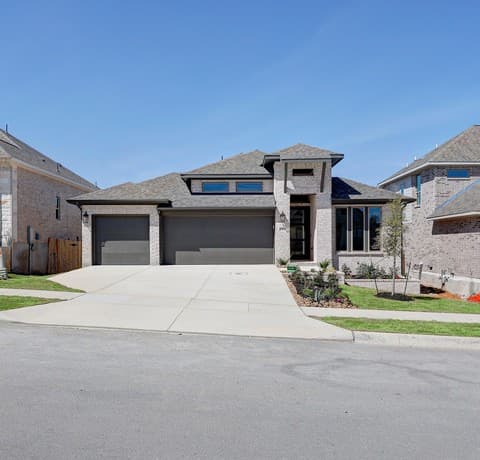 4-bedroom rental at 154 Olmos Crk in Boerne, TX — photo 2